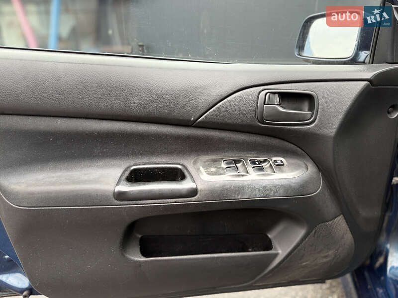 Седан Mitsubishi Lancer 2006 в Києві фото 19 Седан Mitsubishi Lancer 2006 в Києві