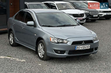 Седан Mitsubishi Lancer 2009 в Ужгороді