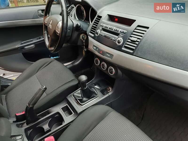 Седан Mitsubishi Lancer 2008 в Жашкове фото 17 Седан Mitsubishi Lancer 2008 в Жашкове