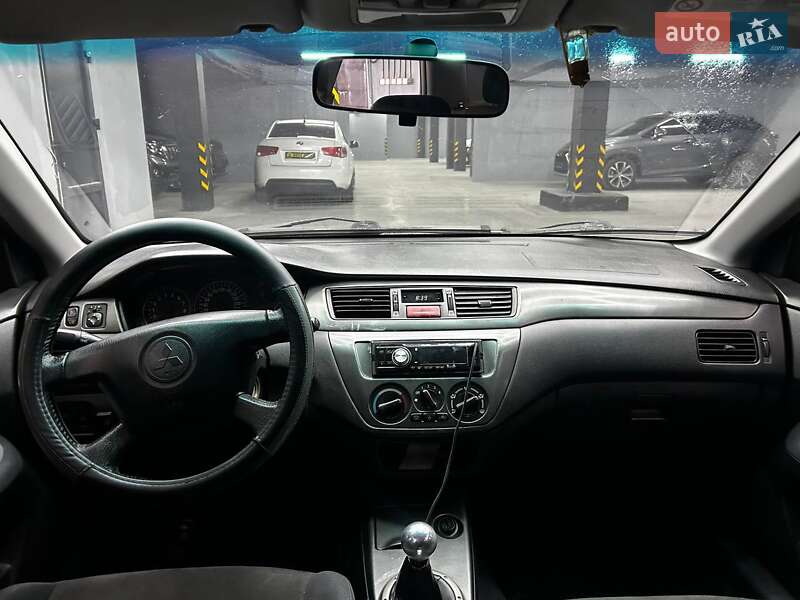 Седан Mitsubishi Lancer 2006 в Чернівцях фото 8 Седан Mitsubishi Lancer 2006 в Чернівцях