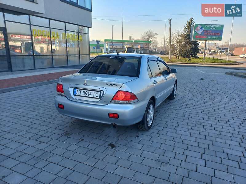 Седан Mitsubishi Lancer 2009 в Ивано-Франковске