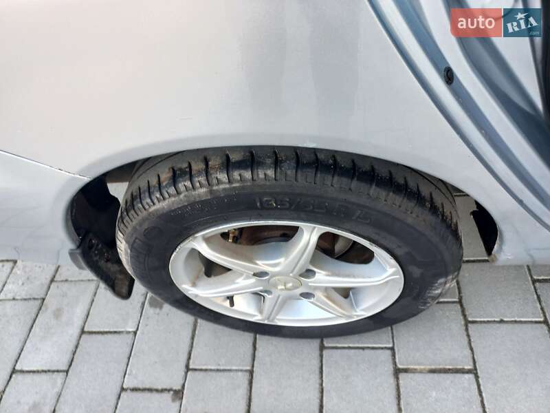 Седан Mitsubishi Lancer 2009 в Ивано-Франковске