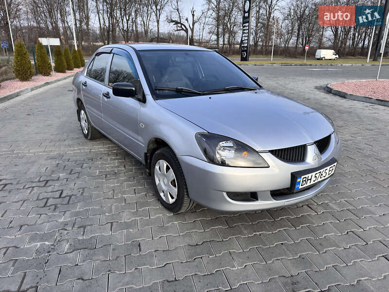Mitsubishi Lancer 2004