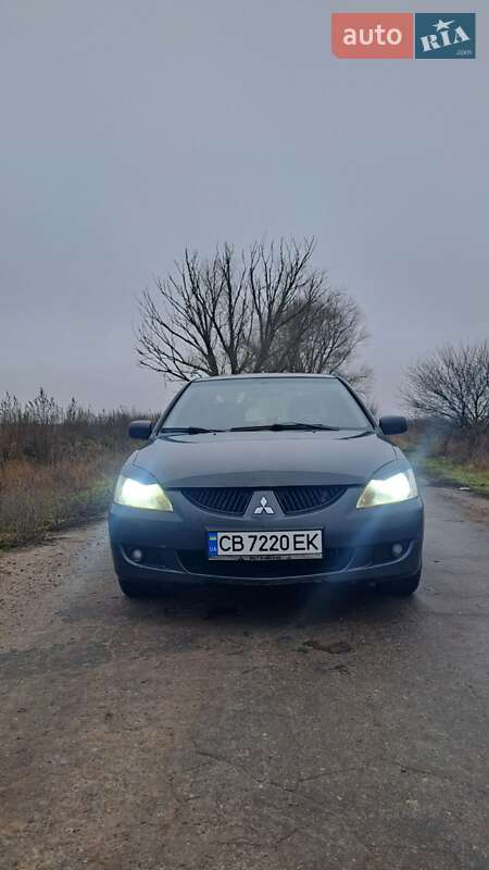 Седан Mitsubishi Lancer 2004 в Чернігові