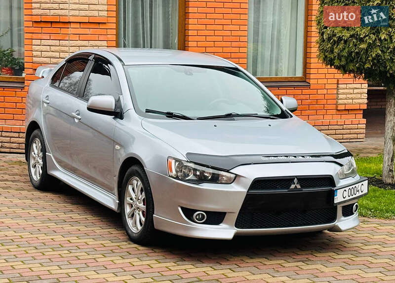 Mitsubishi Lancer 2011