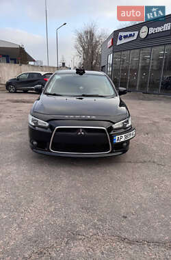 Седан Mitsubishi Lancer 2016 в Запорожье