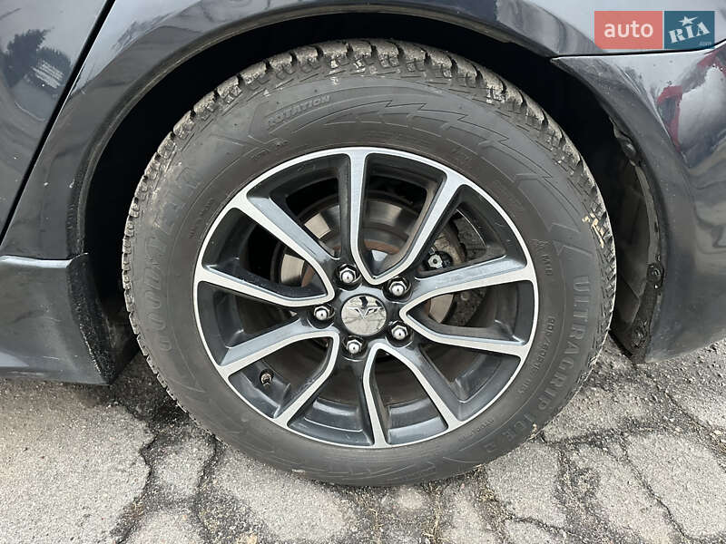 Седан Mitsubishi Lancer 2017 в Києві фото 35 Седан Mitsubishi Lancer 2017 в Києві