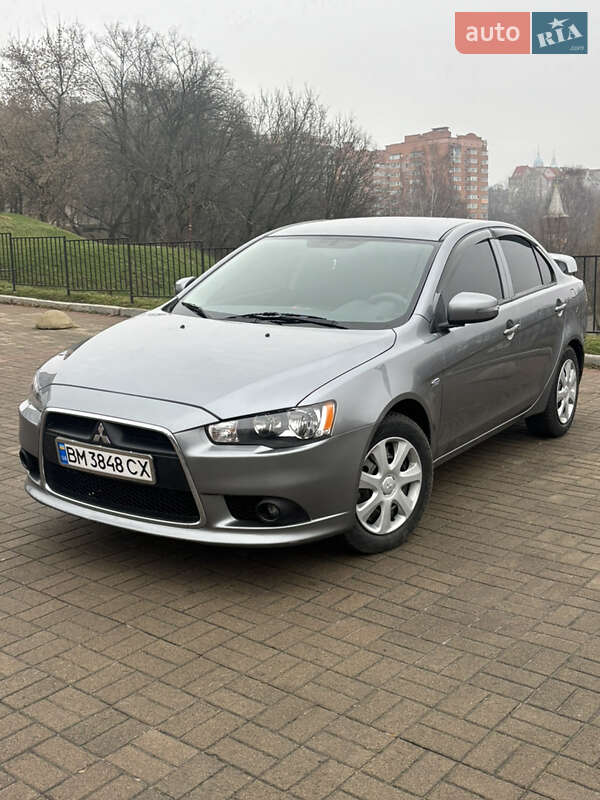 Седан Mitsubishi Lancer 2015 в Сумах