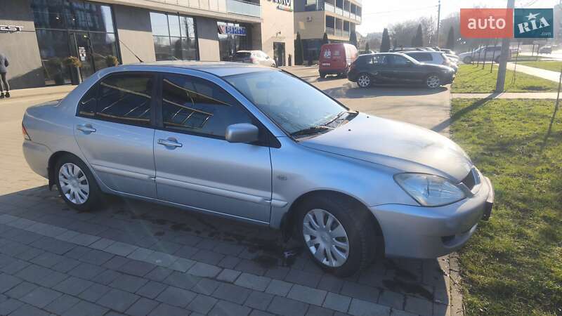 Седан Mitsubishi Lancer 2006 в Ужгороде