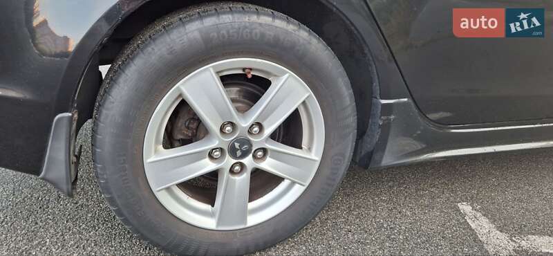 Седан Mitsubishi Lancer 2008 в Києві фото 19 Седан Mitsubishi Lancer 2008 в Києві