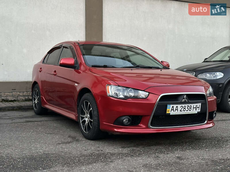 Седан Mitsubishi Lancer 2012 в Києві