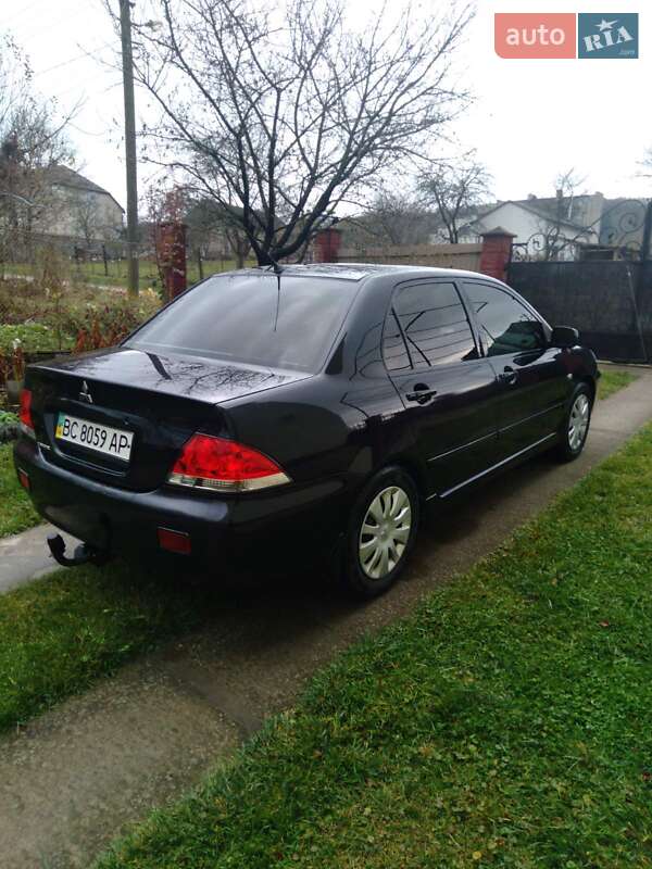 Седан Mitsubishi Lancer 2006 в Львові фото 10 Седан Mitsubishi Lancer 2006 в Львові