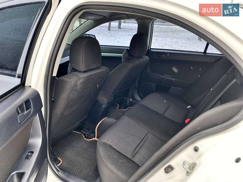 Седан Mitsubishi Lancer 2011 в Днепре