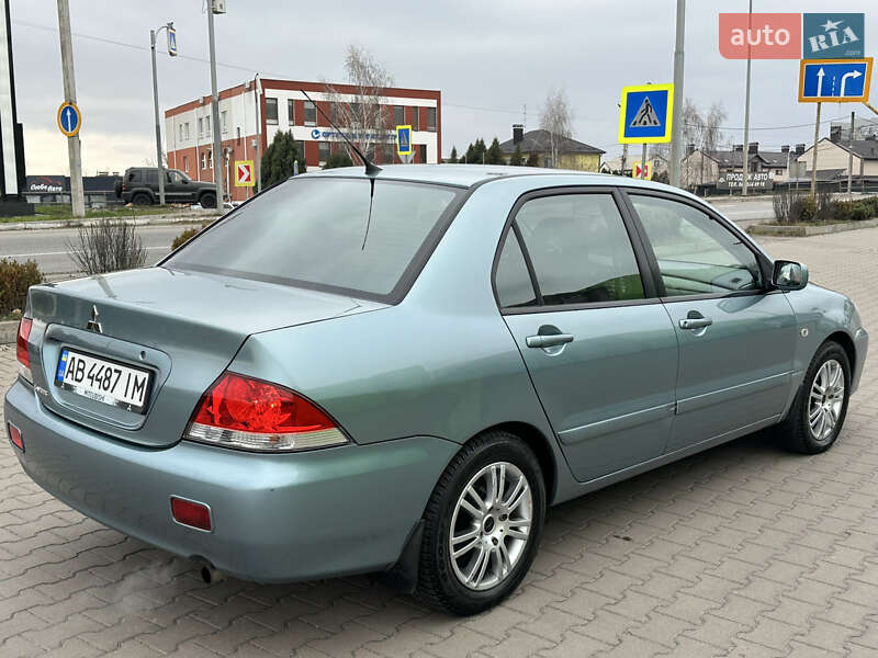Седан Mitsubishi Lancer 2007 в Виннице