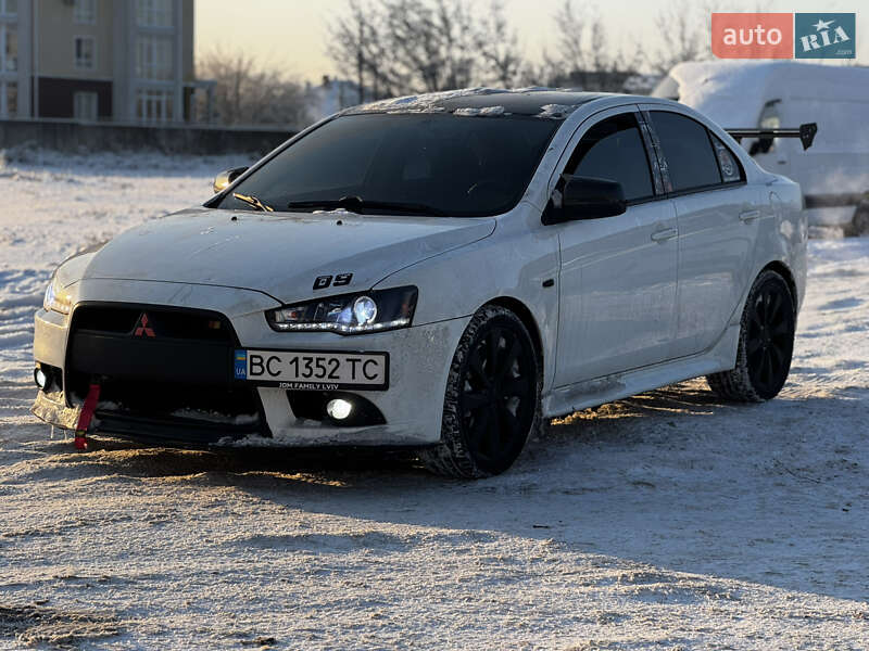 Mitsubishi Lancer 2012