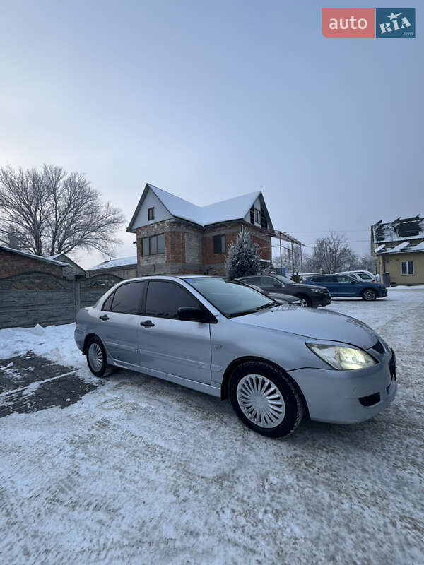 Mitsubishi Lancer 2004