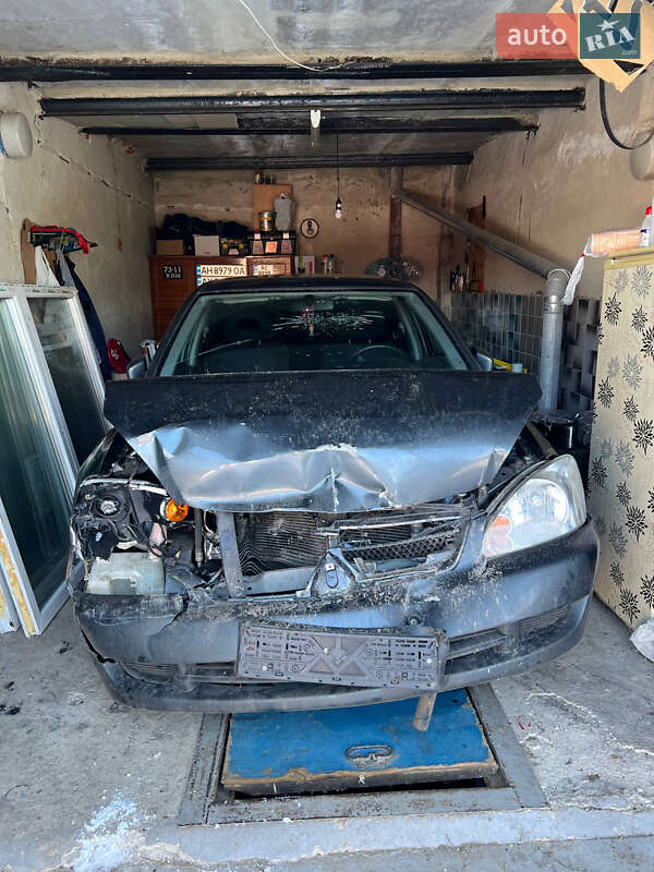 Mitsubishi Lancer 2005