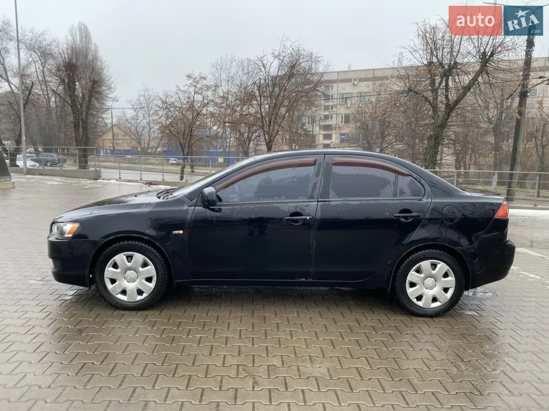 2011 Mitsubishi Lancer - мініатюра 7