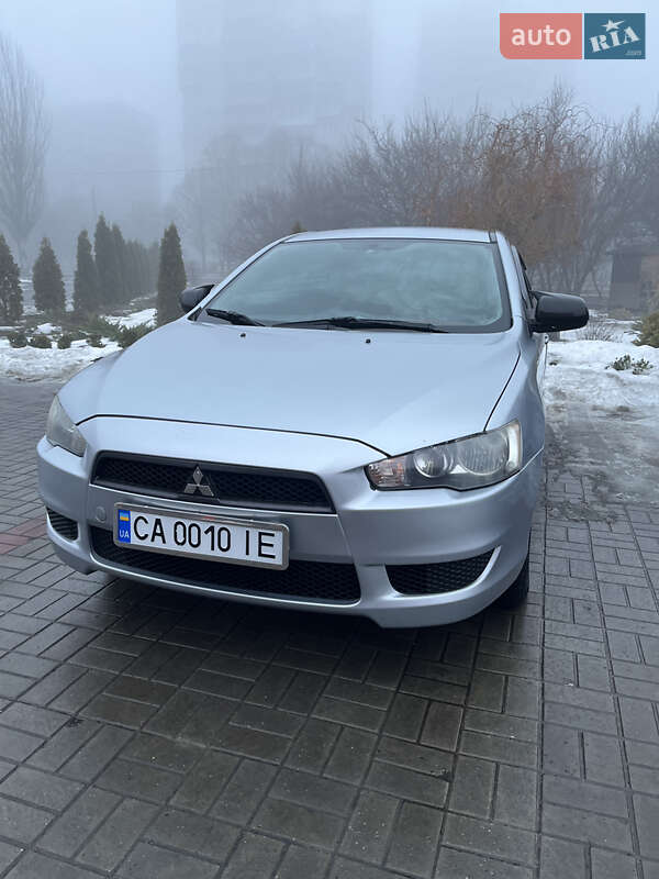 Седан Mitsubishi Lancer 2008 в Черкассах