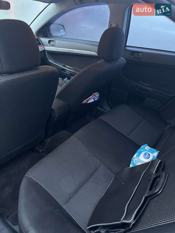 Седан Mitsubishi Lancer 2008 в Черкассах