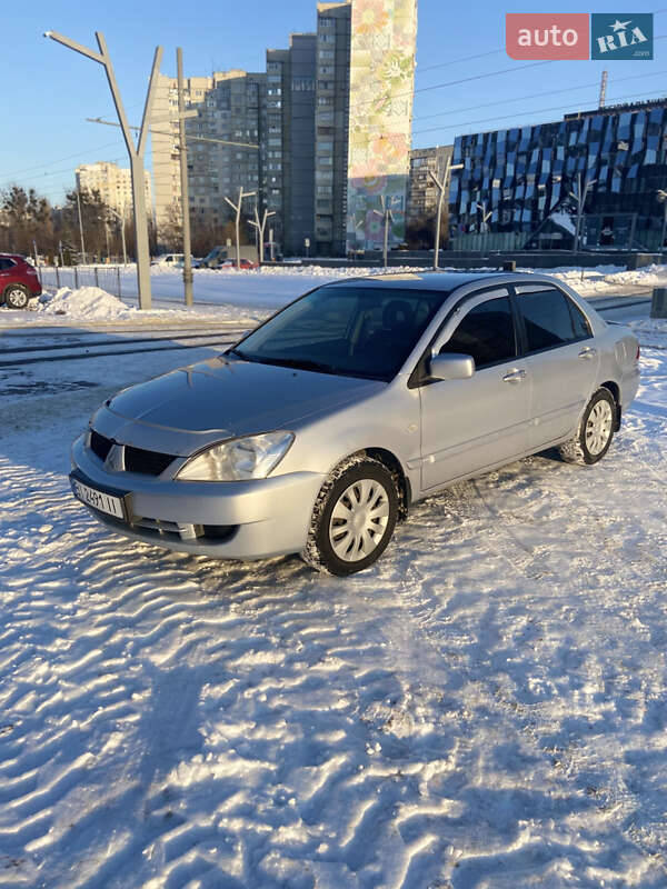 Седан Mitsubishi Lancer 2009 в Харькове фото Седан Mitsubishi Lancer 2009 в Харькове