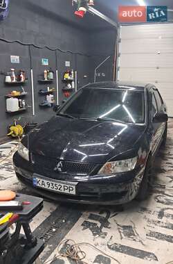 Седан Mitsubishi Lancer 2007 в Киеве
