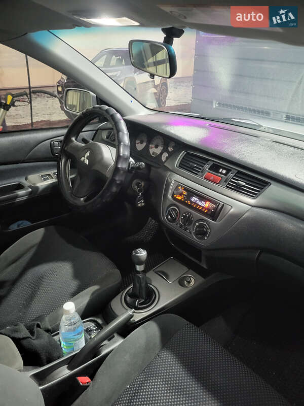 Седан Mitsubishi Lancer 2007 в Люботине