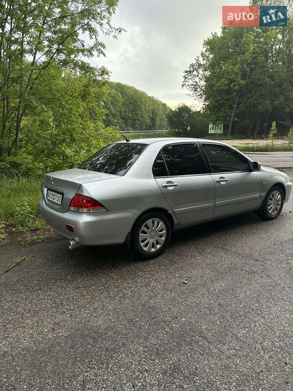 Седан Mitsubishi Lancer 2007 в Люботине