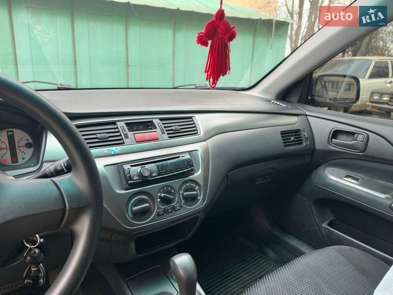 Седан Mitsubishi Lancer 2007 в Одессе