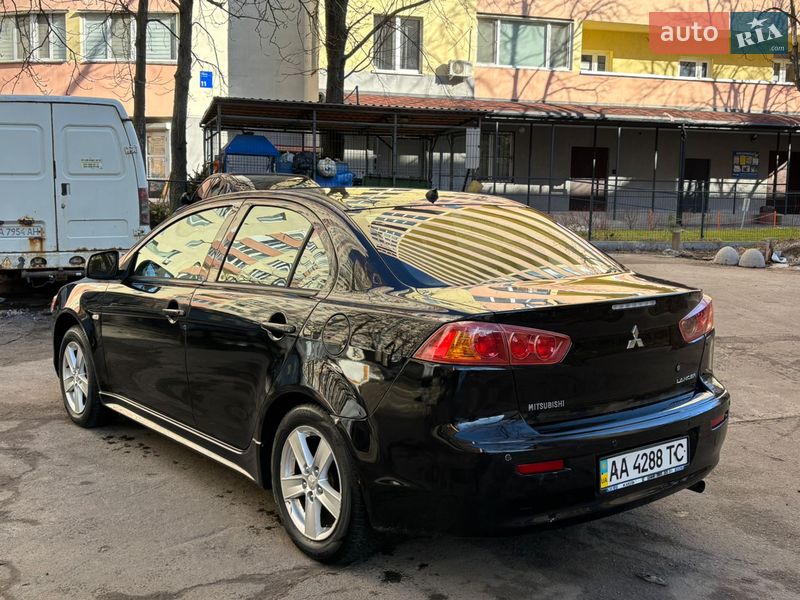 Седан Mitsubishi Lancer 2007 в Киеве