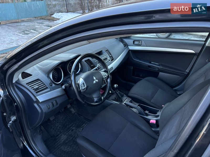 Седан Mitsubishi Lancer 2007 в Киеве