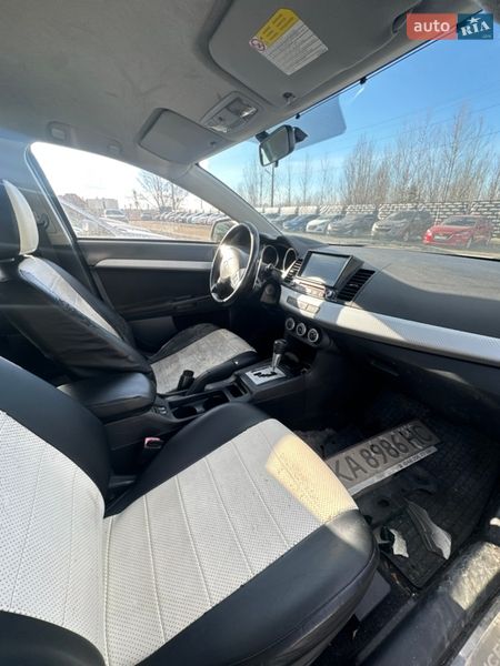 Седан Mitsubishi Lancer 2008 в Киеве