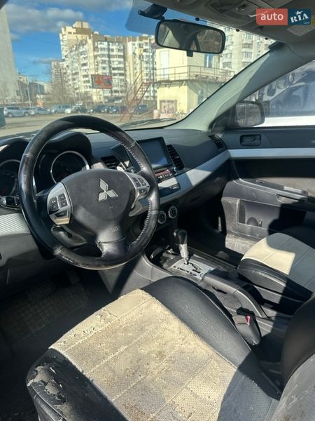 Седан Mitsubishi Lancer 2008 в Киеве