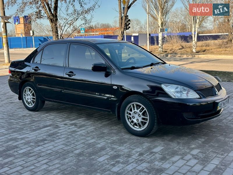 Седан Mitsubishi Lancer 2005 в Каменском