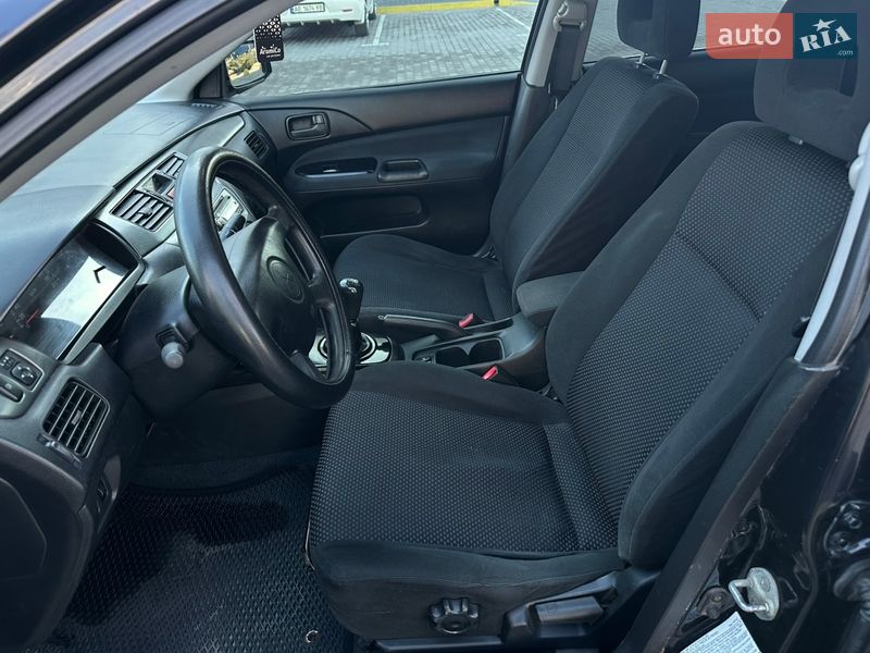 Седан Mitsubishi Lancer 2005 в Каменском