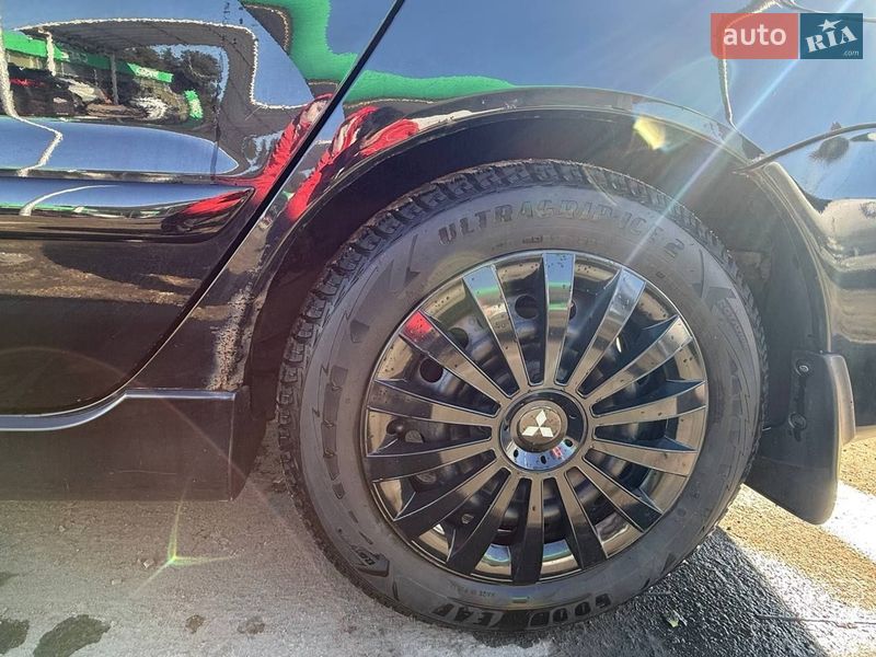 Седан Mitsubishi Lancer 2007 в Киеве