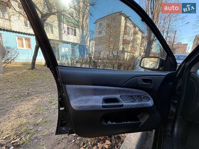 Седан Mitsubishi Lancer 2007 в Киеве