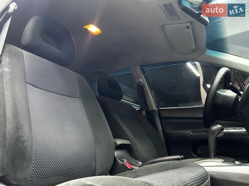 Седан Mitsubishi Lancer 2008 в Черновцах