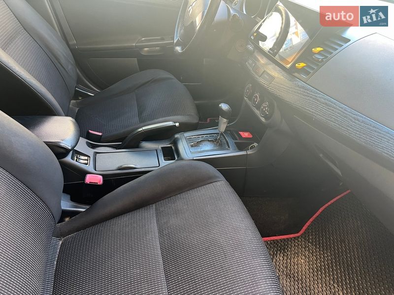 Седан Mitsubishi Lancer 2009 в Виннице