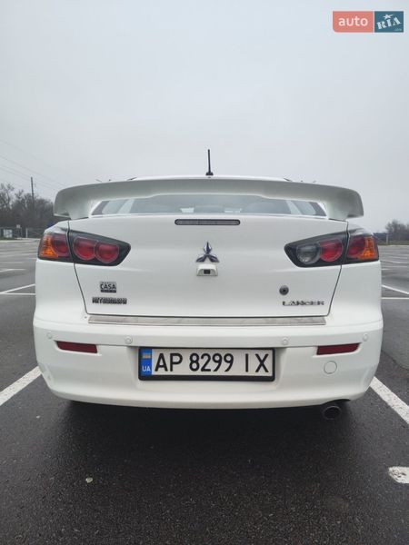 Седан Mitsubishi Lancer 2015 в Запорожье