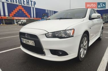 Седан Mitsubishi Lancer 2015 в Запорожье