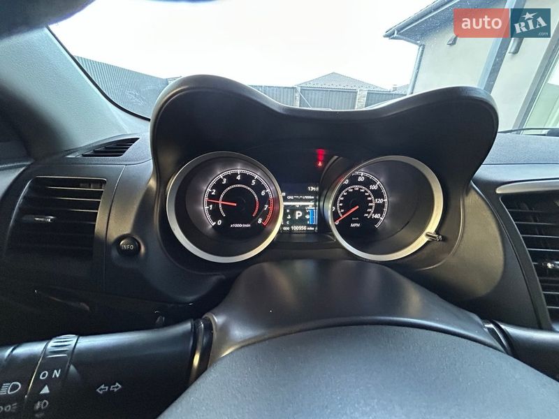Седан Mitsubishi Lancer 2015 в Ужгороде