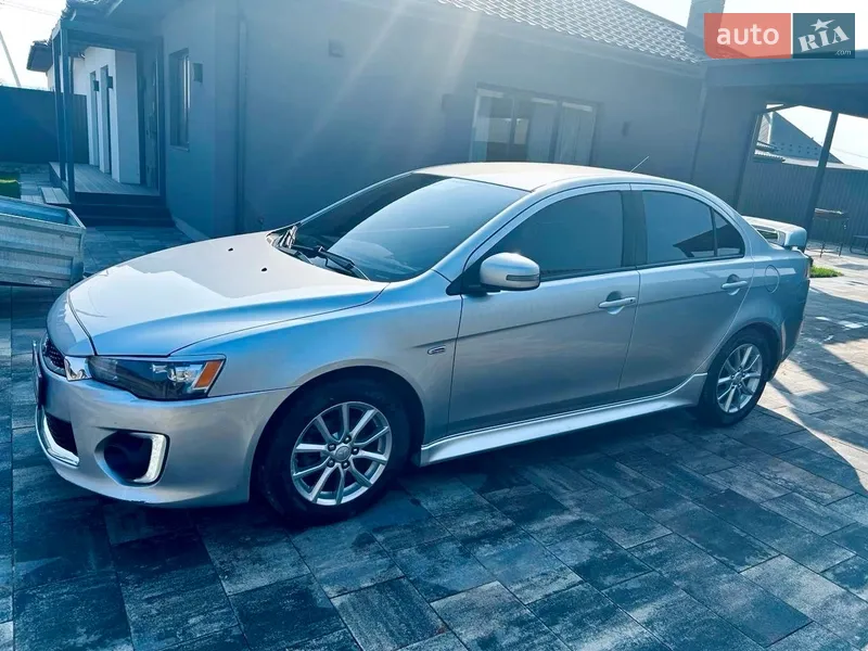 Mitsubishi Lancer 2015