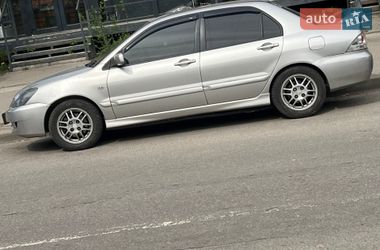 Седан Mitsubishi Lancer 2007 в Киеве