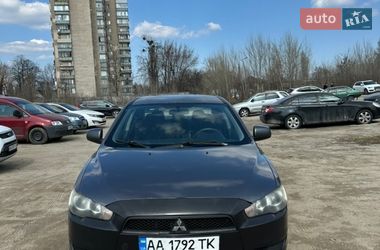 Седан Mitsubishi Lancer 2008 в Киеве