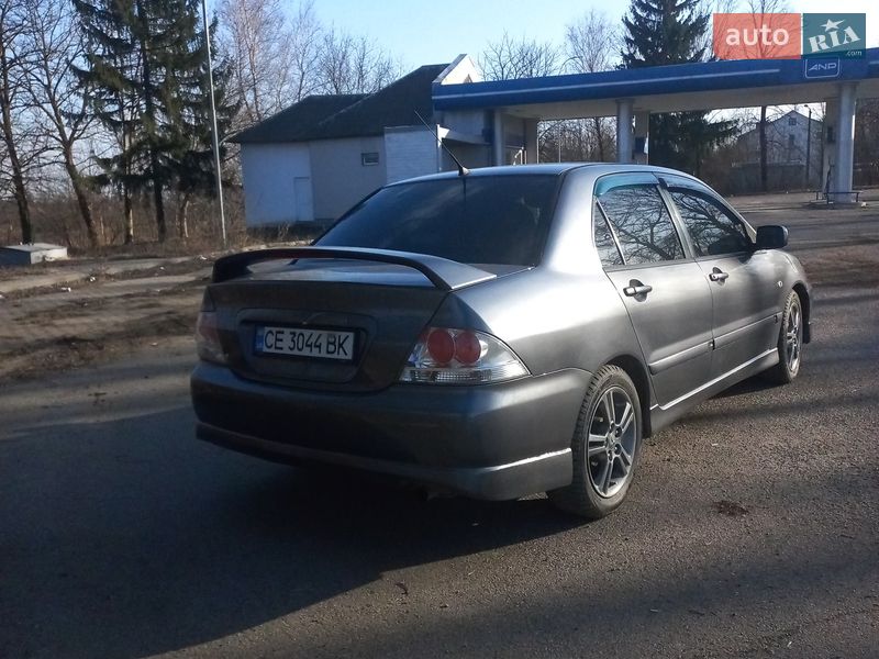 Седан Mitsubishi Lancer 2007 в Черновцах