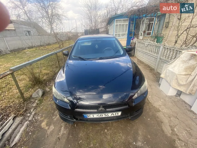 Mitsubishi Lancer