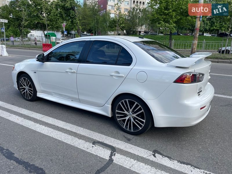 Седан Mitsubishi Lancer 2016 в Киеве фото 8 Седан Mitsubishi Lancer 2016 в Киеве