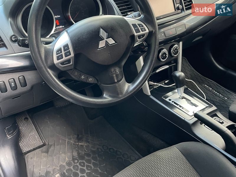 Седан Mitsubishi Lancer 2016 в Киеве фото 18 Седан Mitsubishi Lancer 2016 в Киеве