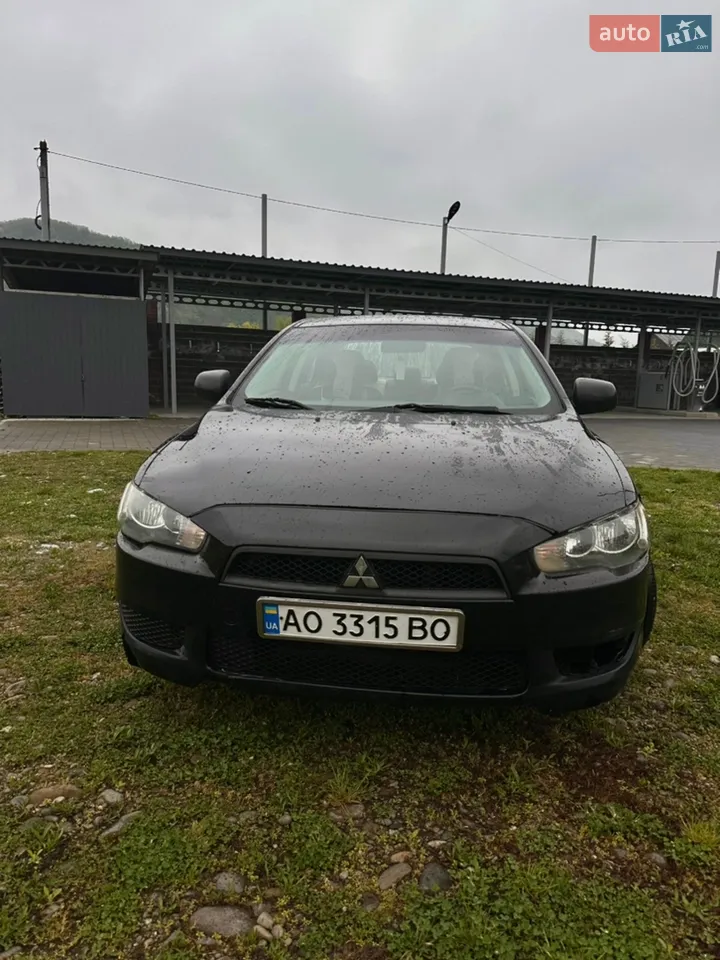 2010 Mitsubishi Lancer - мініатюра 8